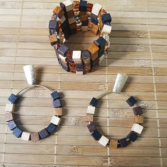 Brown Boho Wood Bracelet and Earring Set - Picture 4 of 8